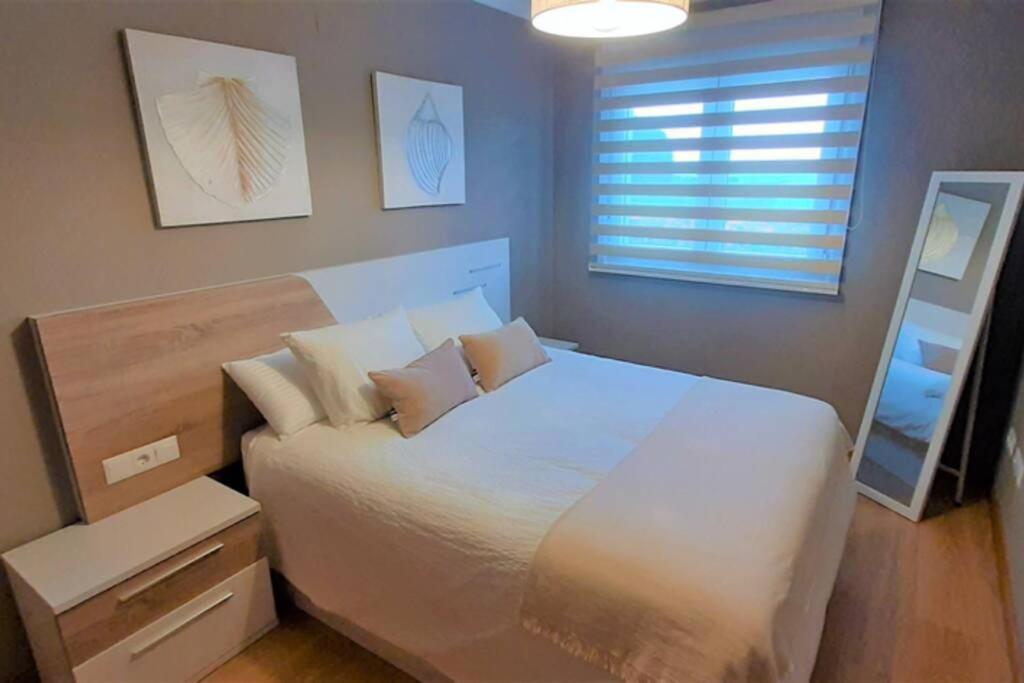 Apartamento Playa Foz Con Piscina Y Parking 010 Lejlighed Eksteriør billede